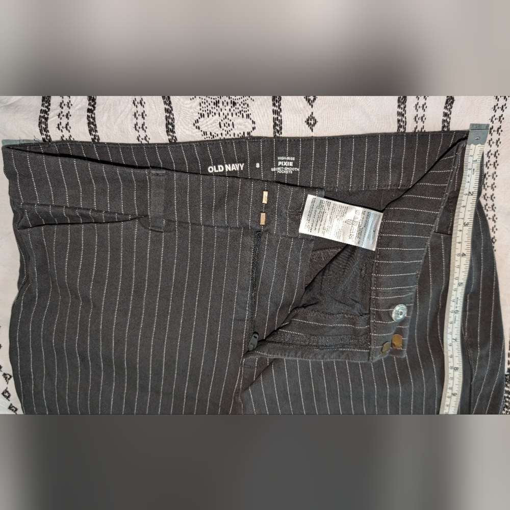 Old Navy Pixie Pants, High Rise